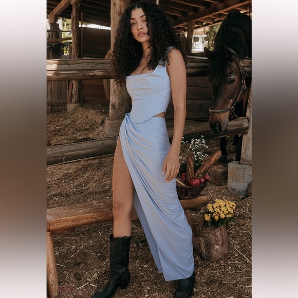 House of CB Sky Blue Ruched Crop Top - Picture 4 of 8